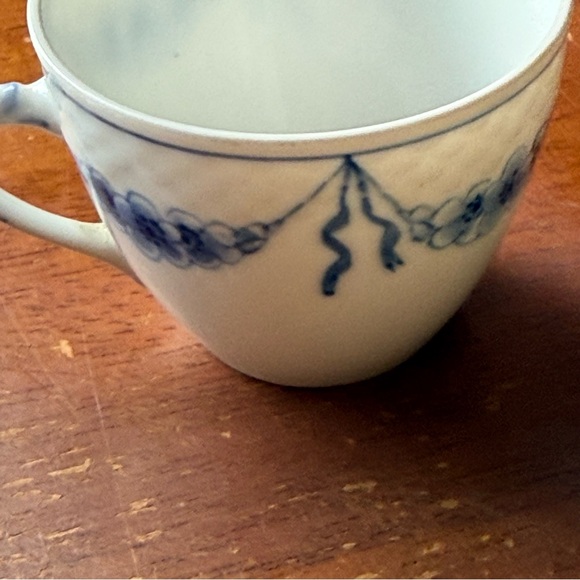 Vintage Bing & Grondahl Empire Demitasse Teacup & Saucer Denmark #108 - Picture 7 of 12